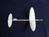 夏空に世界でひとつだけの紙ひこうきをとばそう!