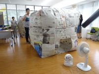 新聞紙で涼しい空間(クールエアドーム)を作ろう!