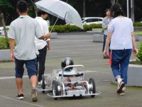 エコラン競技用電気自動車とトライク(電動バイク)の展示と試乗